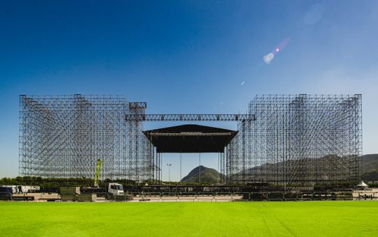 Bastidores da Montagem da Cidade do Rock
